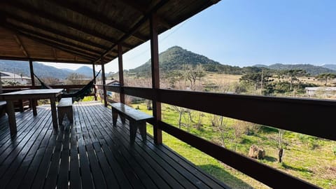 Balcony/Terrace, Balcony/Terrace, Mountain view
