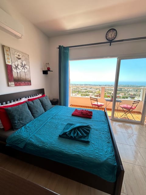 2 PMP Adamia the best sea view Apartment in Peyia