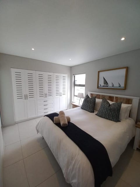 Queens Cove Apt 1 two bedroom Apartment in Knysna