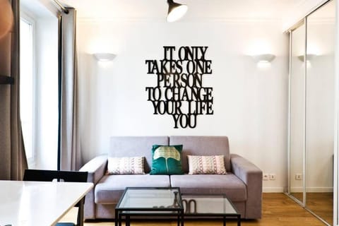 Living room, Seating area, Text overlay