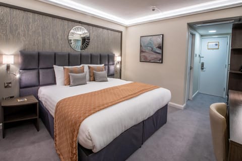 Bed, Photo of the whole room