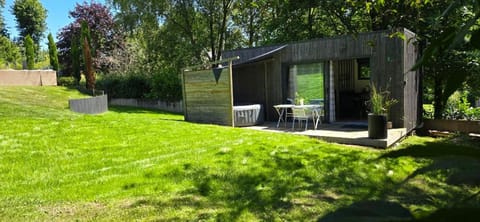 Loft de jardin le 8 Bed and Breakfast in Brittany
