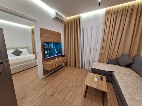 Communal lounge/ TV room, TV and multimedia, Living room, Photo of the whole room