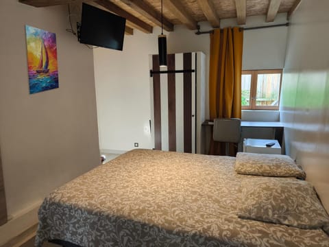 Madiana 89 Vacation rental in Bourgogne-Franche-Comté