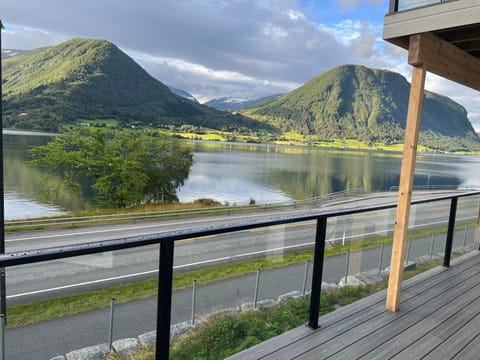 View (from property/room), Lake view, Mountain view