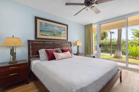 Patio, Bed, Bedroom