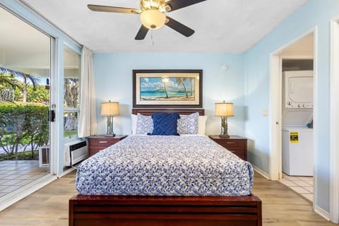 Patio, Bed, Bedroom, washing machine, dryer