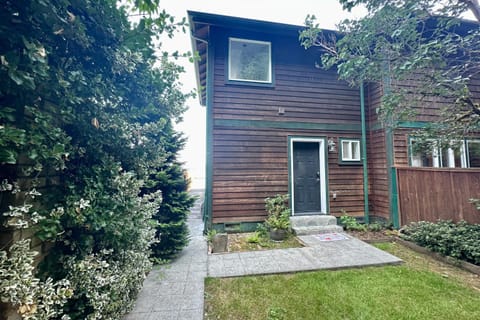 Sail Away on Whidbey Hotel in Clinton