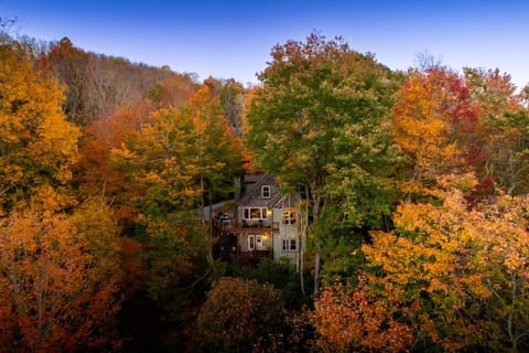 S'More To Love House in Seven Devils