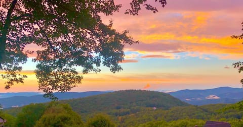 Beech Blessings House in Beech Mountain