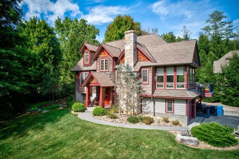 Creekside Hideaway at The Farm House in Banner Elk