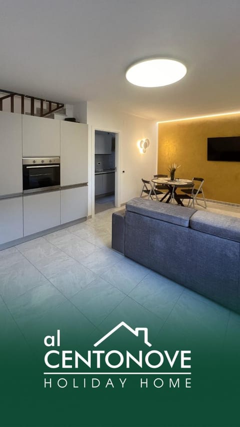 TV and multimedia, Living room, Seating area, oven