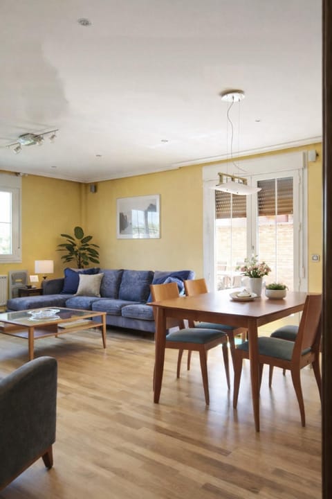 Living room, Lounge or bar, Dining area