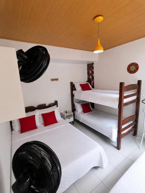 Bed, Bedroom, bunk bed