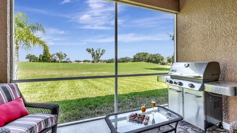 Valrico's Hidden Gem A Stunning 3-Bedroom Oasis Awaits! House in Valrico