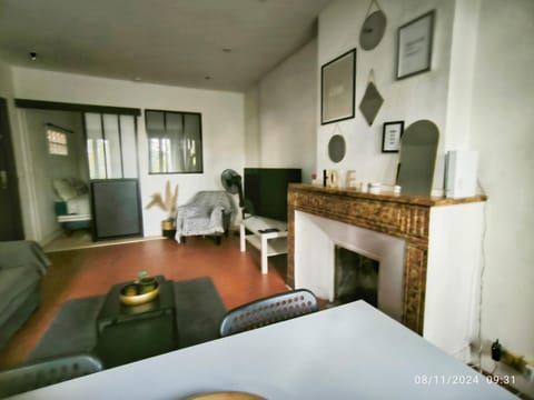 Cosy et lumineux - hyper centre - wifi Apartment in Aix-en-Provence