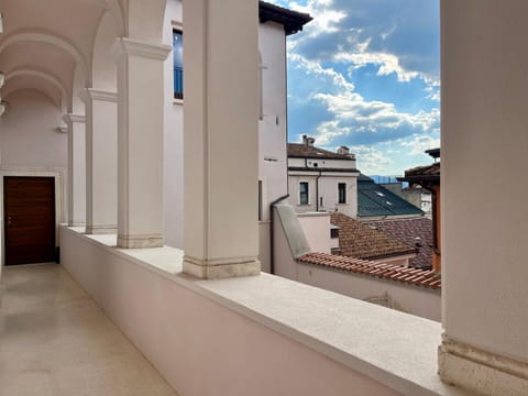 Inner courtyard view