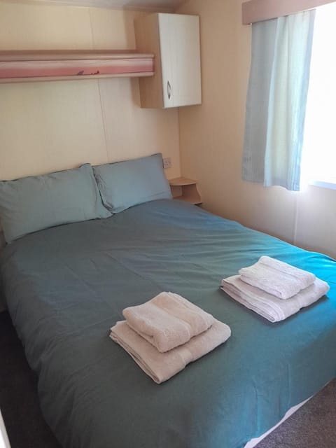 Penlee view Hawkins Battery Holiday Park Campground/
RV Resort in Plymouth