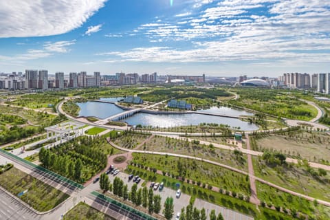 Nearby landmark, Day, Neighbourhood, Natural landscape, Bird's eye view, View (from property/room), City view, Garden view, Lake view, Sea view, Street view