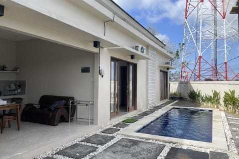 Balcony/Terrace, Swimming pool