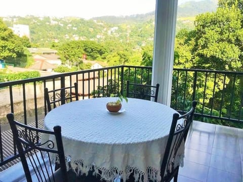 Day, View (from property/room), Balcony/Terrace, Dining area, Mountain view