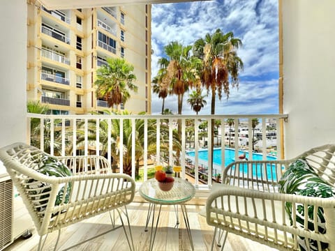 View (from property/room), Balcony/Terrace, Pool view