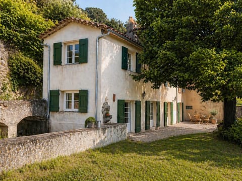 Property building, Spring, Day