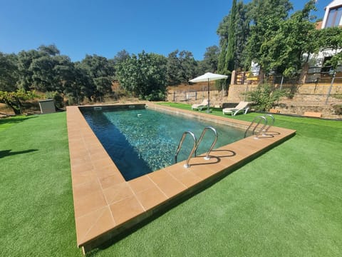 Pool view, Swimming pool