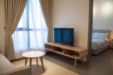 Communal lounge/ TV room, TV and multimedia, Photo of the whole room, Evening entertainment