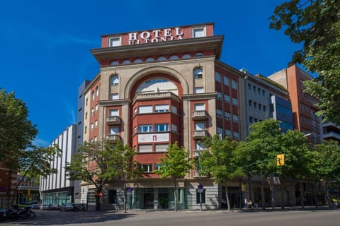 Property building, Facade/entrance