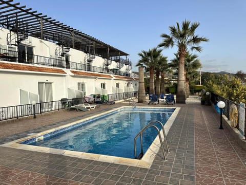 Dailon Oasis Apartment in Peyia