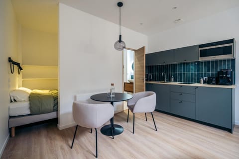 Living room, kitchen