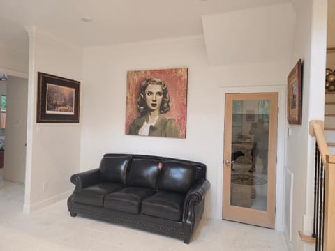 Benji's Place Villa in The Woodlands