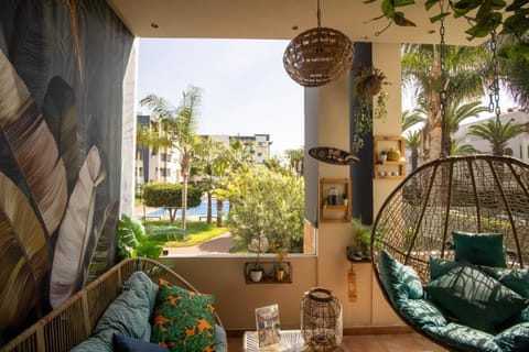 Patio, Day, Garden, View (from property/room), Balcony/Terrace, Garden view