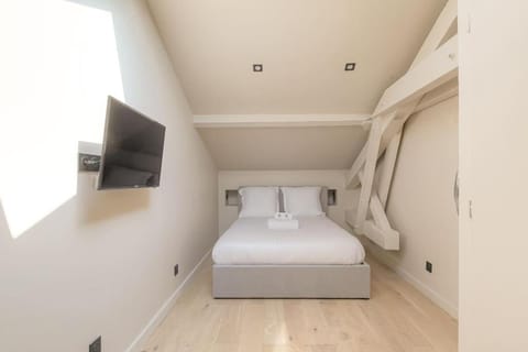 T3 spacieux en duplex, 2 chambres, Villeurbanne Apartment in Villeurbanne