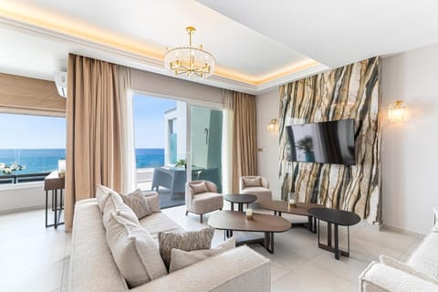 TV and multimedia, Living room, Seating area, Sea view