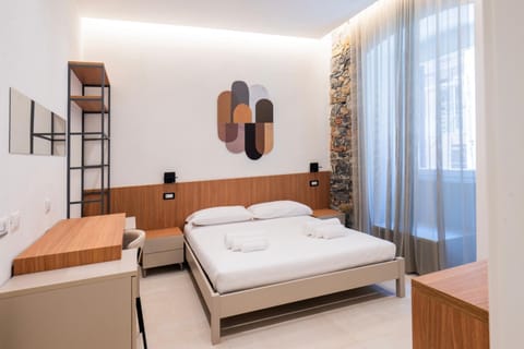 Affittacamere Saint Bon 15 - 5 Terre Rooms and Suites Bed and Breakfast in La Spezia