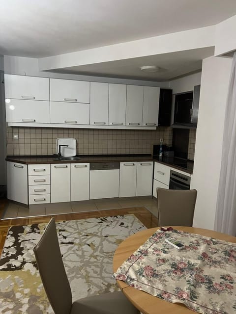 Rida Apartment Apartment in Montenegro