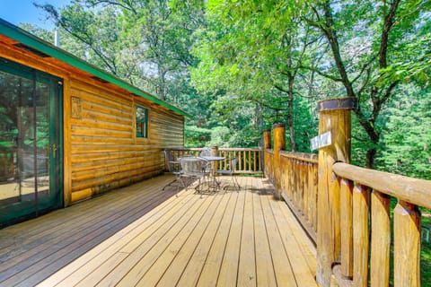 Peaceful Wautoma Retreat with Deck on 10 Acres! House in Wisconsin