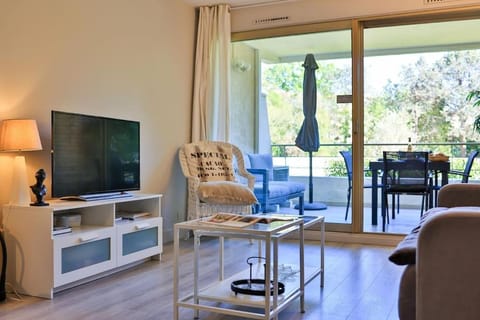 2 pièces, piscine et parking centre de St Tropez Apartment in Saint-Tropez