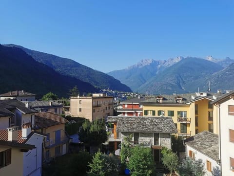 A Warm Place - Apartment Apartment in Chiavenna