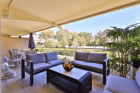 Centre St Tropez - Gd 2 pièces, piscine et parking Apartment in Saint-Tropez