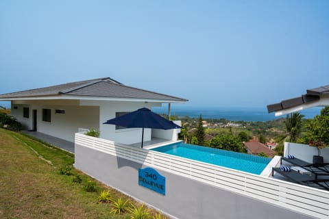 Property building, Day, Natural landscape, Sea view, Swimming pool