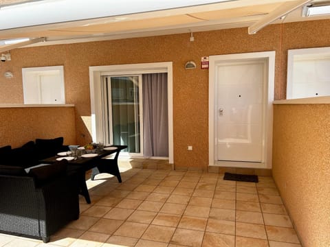 Balcony/Terrace, Dining area
