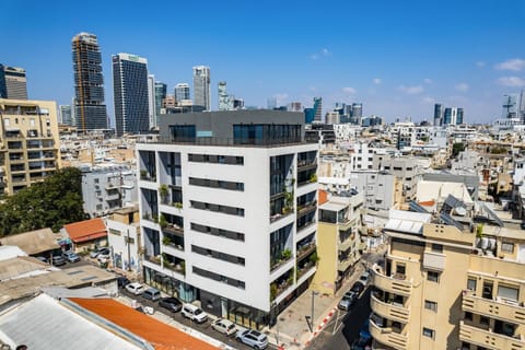 Property building, Neighbourhood, City view, Street view, Location