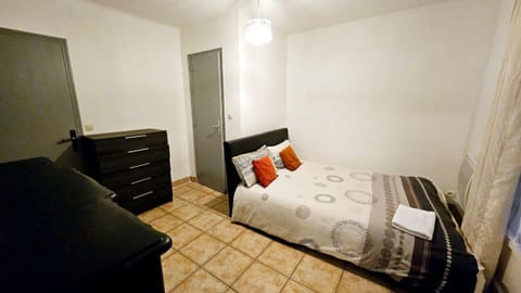 Appartement T2 Apartment in Sorgues