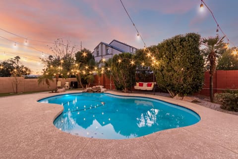 Swimming pool