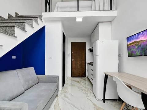 TV and multimedia, Kitchen or kitchenette, Seating area, oven