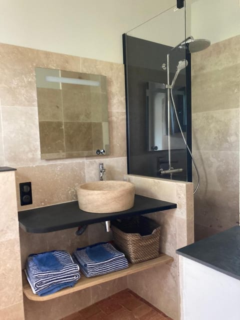 La Haute Combe Bed and Breakfast in Brittany