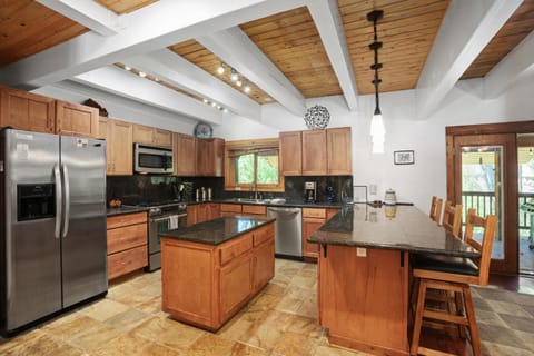 Private Indoor Hot Tub! Pool - Walking Distance to Mountain Village House in Steamboat Springs